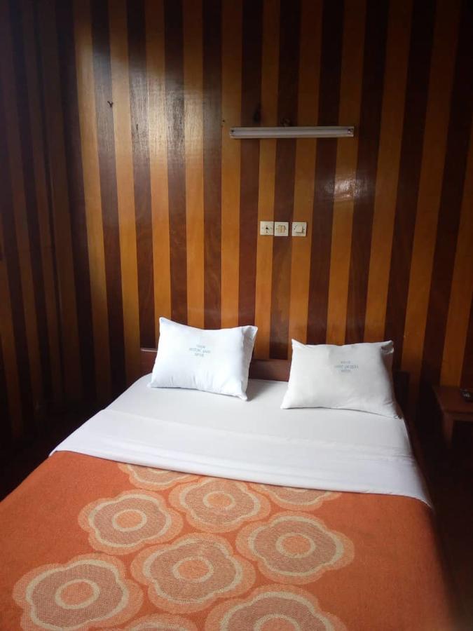 Relais Saint Jacques Hotel Yaoundé Exterior foto
